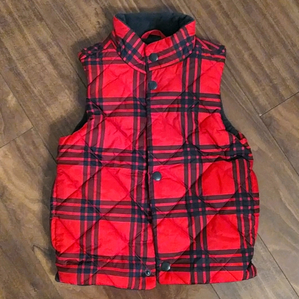 Boys puffer vest xs (4-5yr)